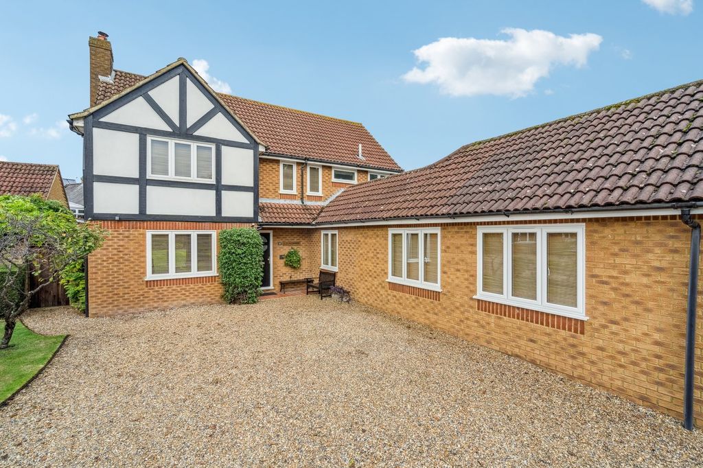 Additional image 23 of 4 bed detached house for saleLeacroft Road, Iver SL0