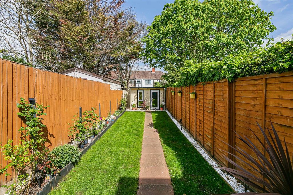 Property photo 3 of 11 14_78754.Jpg