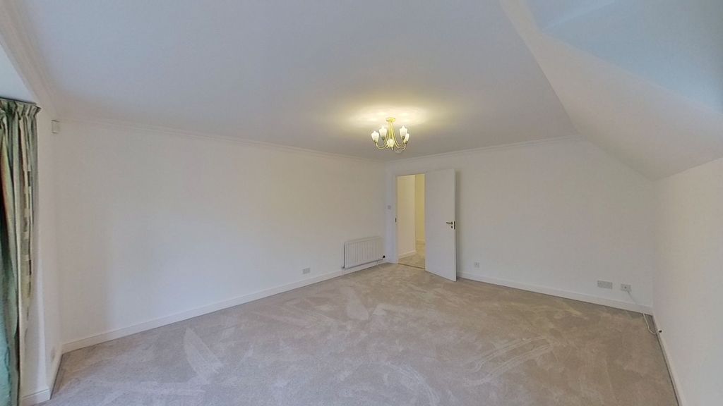 Property photo 3 of 31 Photo 3