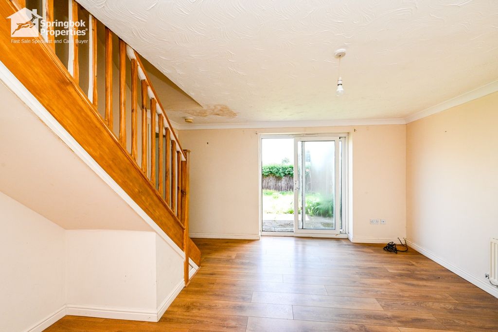 Property photo 3 of 17 Image 2