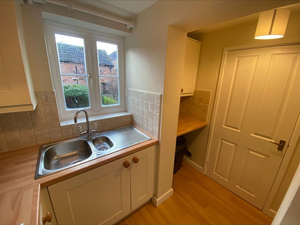 Property photo 3 of 11 2.Jpeg