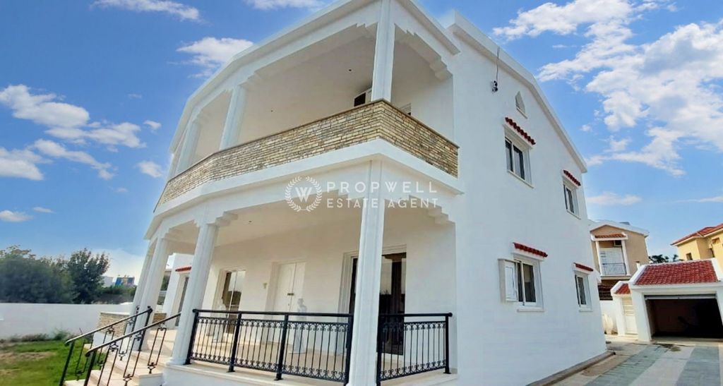 Property photo 1 of 15