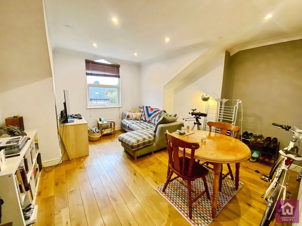 Property photo 3 of 15 Picture No. 25