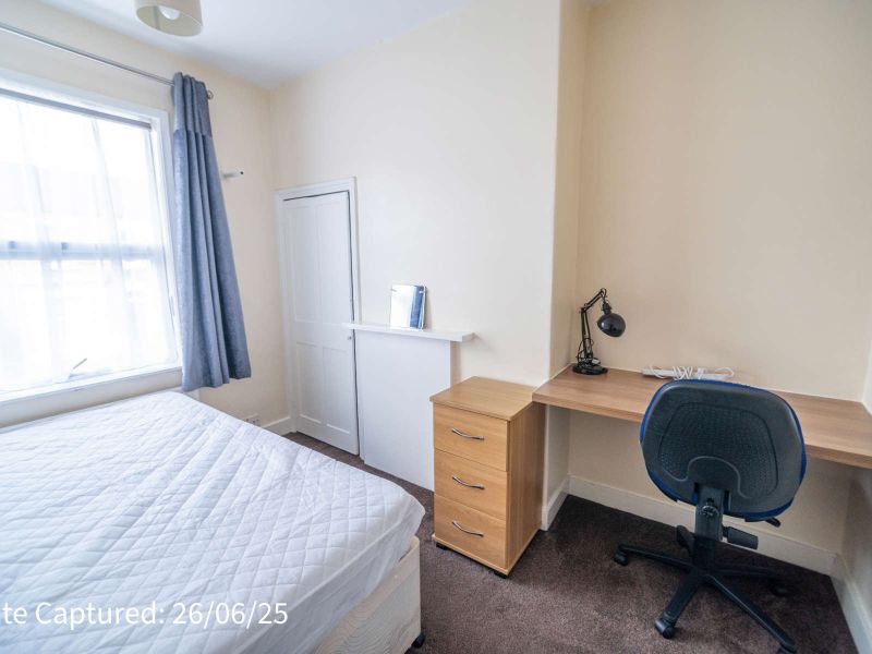 Property photo 3 of 25