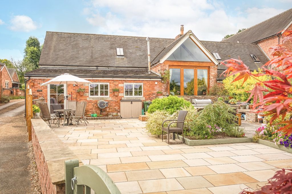 Property photo 1 of 40 4845914