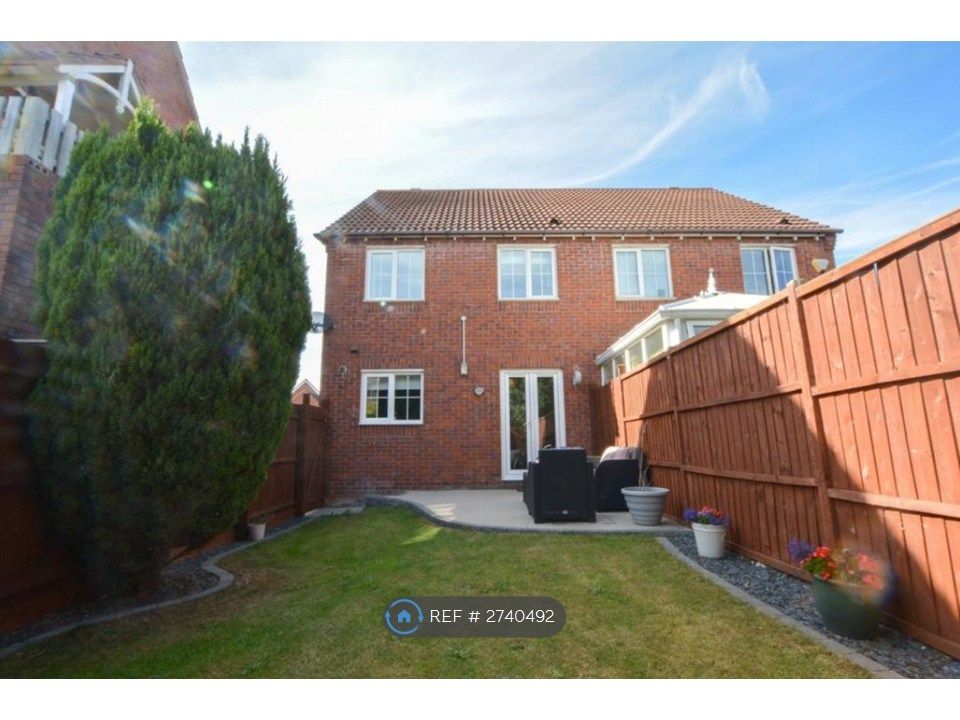 Property photo 2 of 15