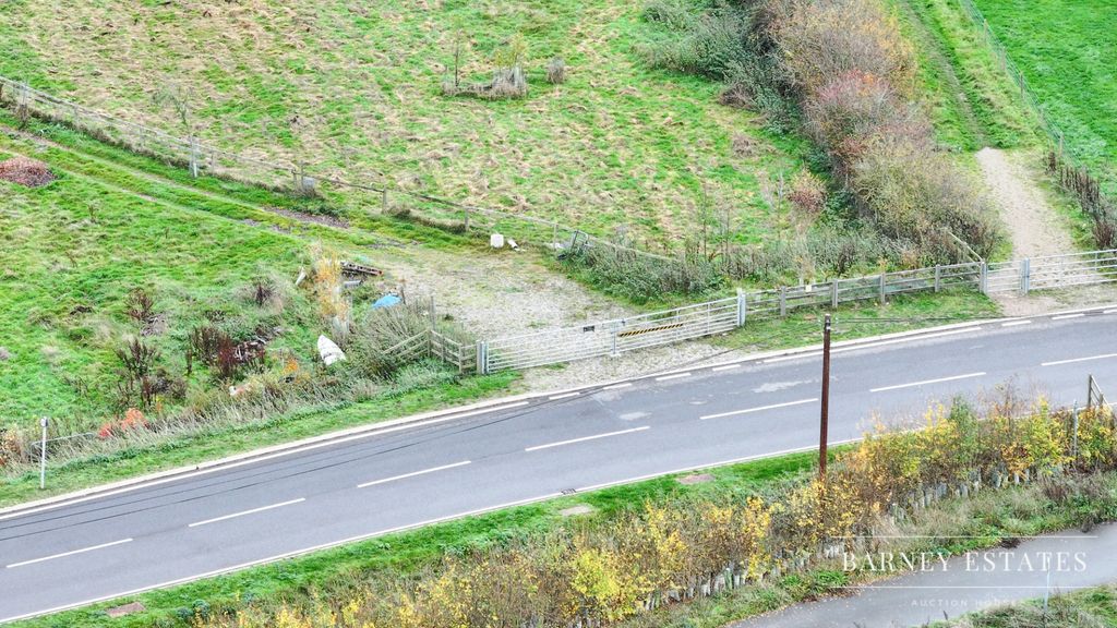 Property photo 2 of 4 Photo 2