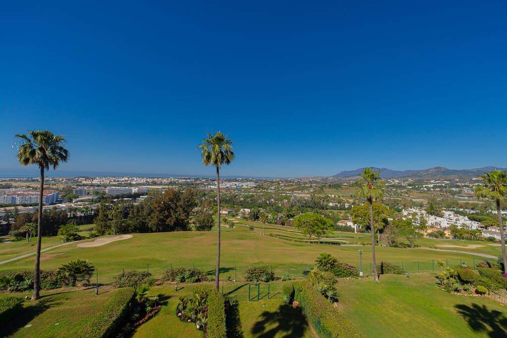 Property photo 1 of 27 Marbella Apartment Esmara416 0