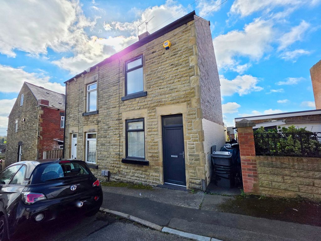 Property photo 1 of 12