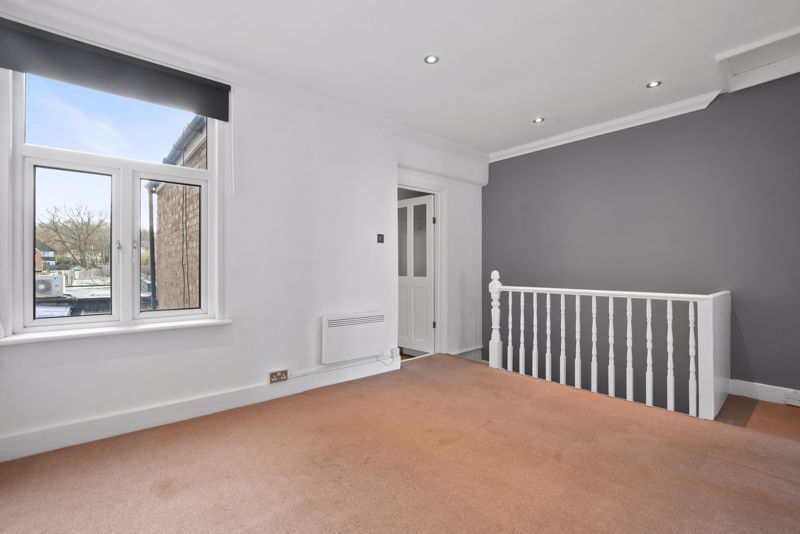 Property photo 3 of 15 Photo 12