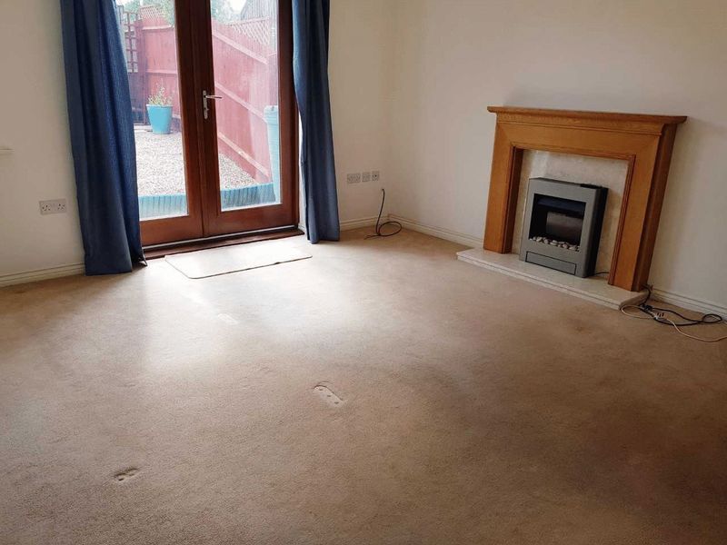 Property photo 2 of 9 Photo 9