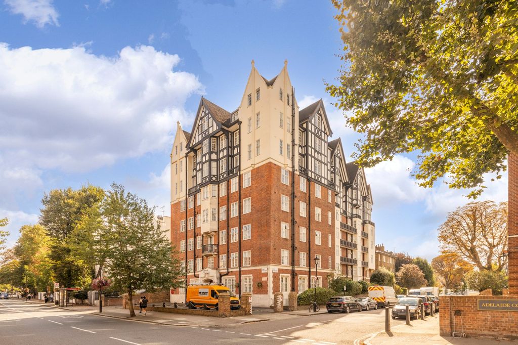 Property photo 2 of 11