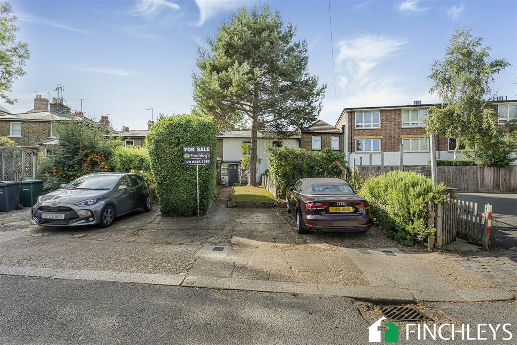 Property photo 1 of 20 23_64391_Watermarked.Jpg