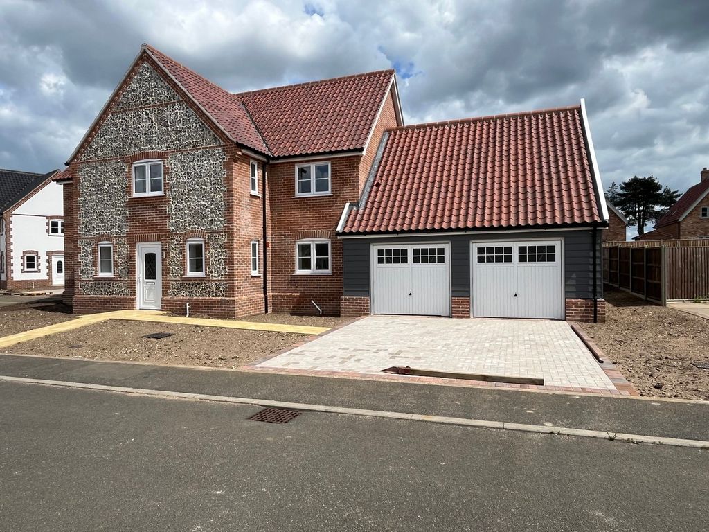 Property photo 1 of 2 Plot 24
