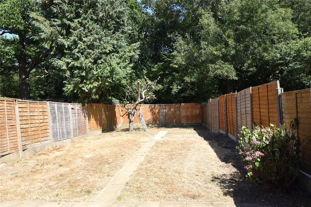 Property photo 3 of 11 Picture No. 16