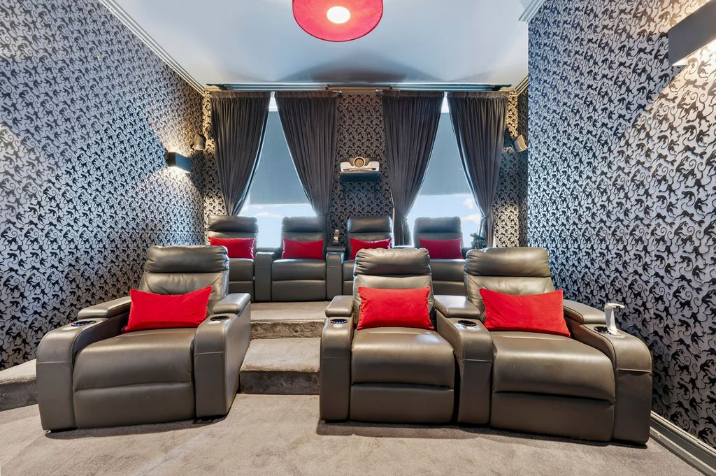 Property photo 3 of 29