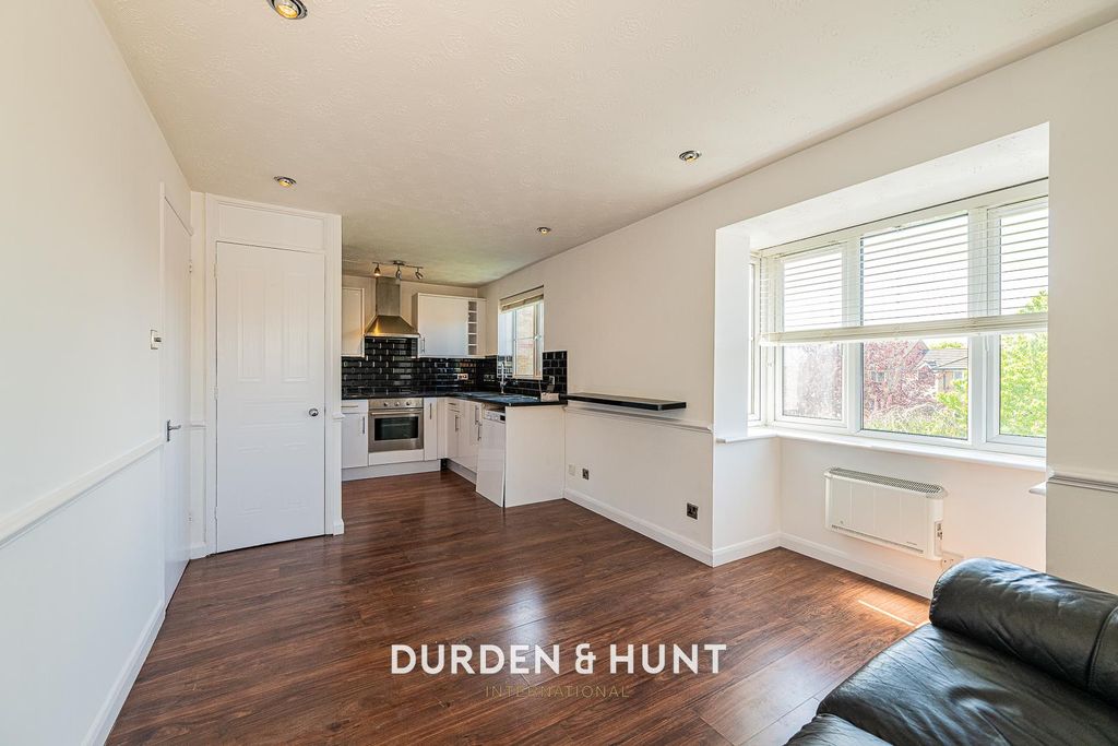 Property photo 2 of 10 Higham-11.Jpg