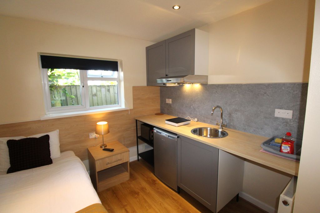 Property photo 3 of 9 Img_6034