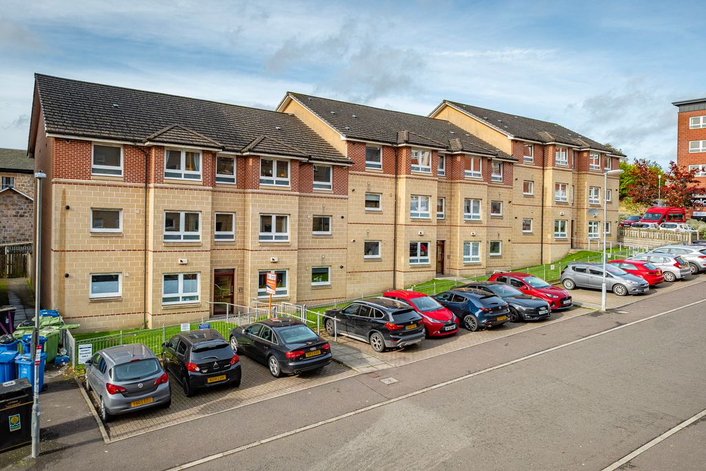 Property photo 1 of 30