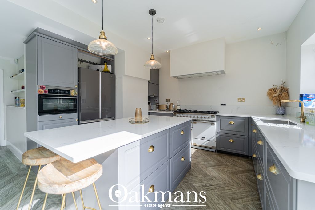 Property photo 3 of 50 Kitchen