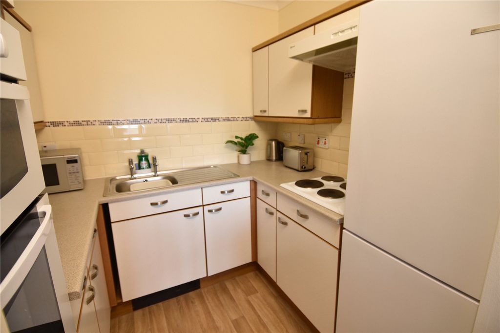 Property photo 3 of 10 Picture No. 08