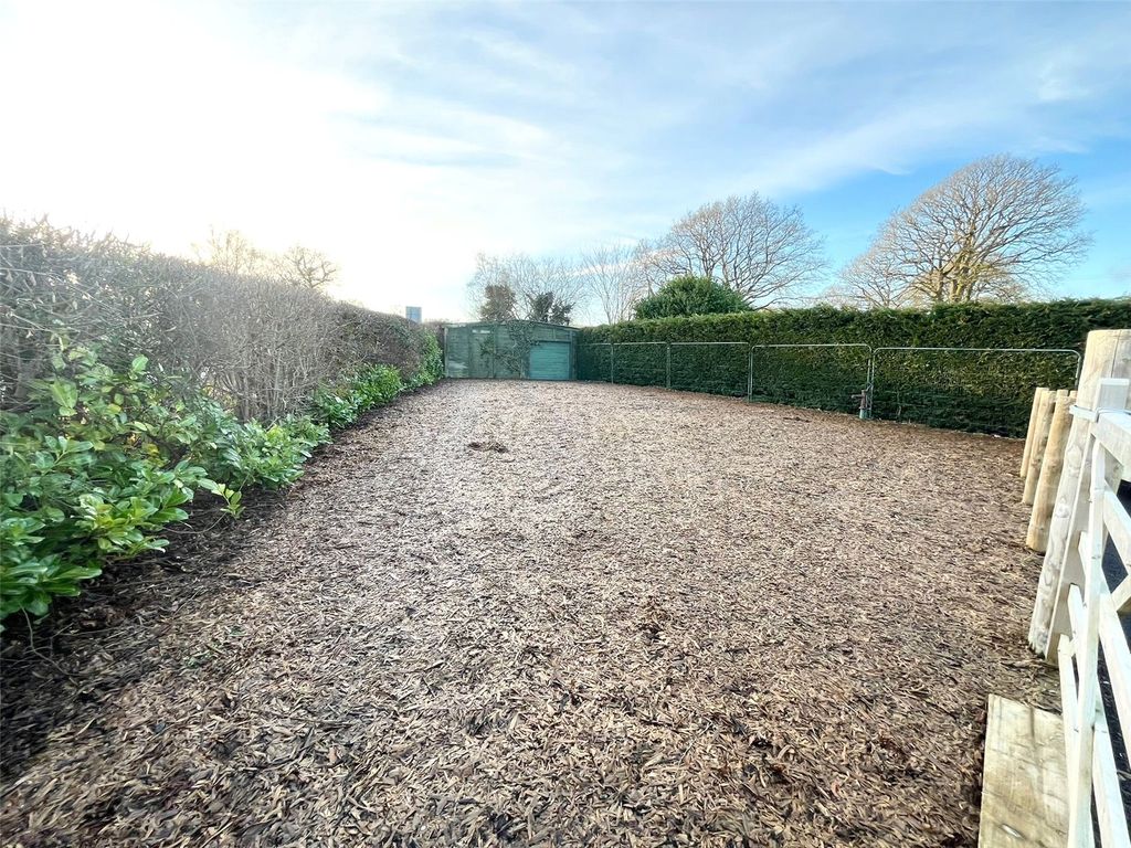 Property photo 3 of 6 Picture No. 05