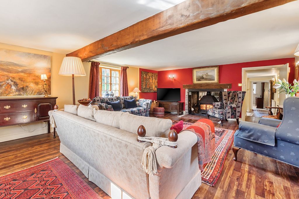 Property photo 2 of 23 Sitting Room