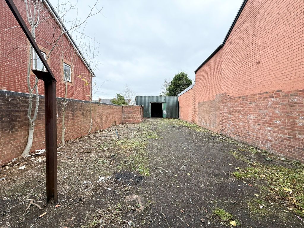 Property photo 2 of 5