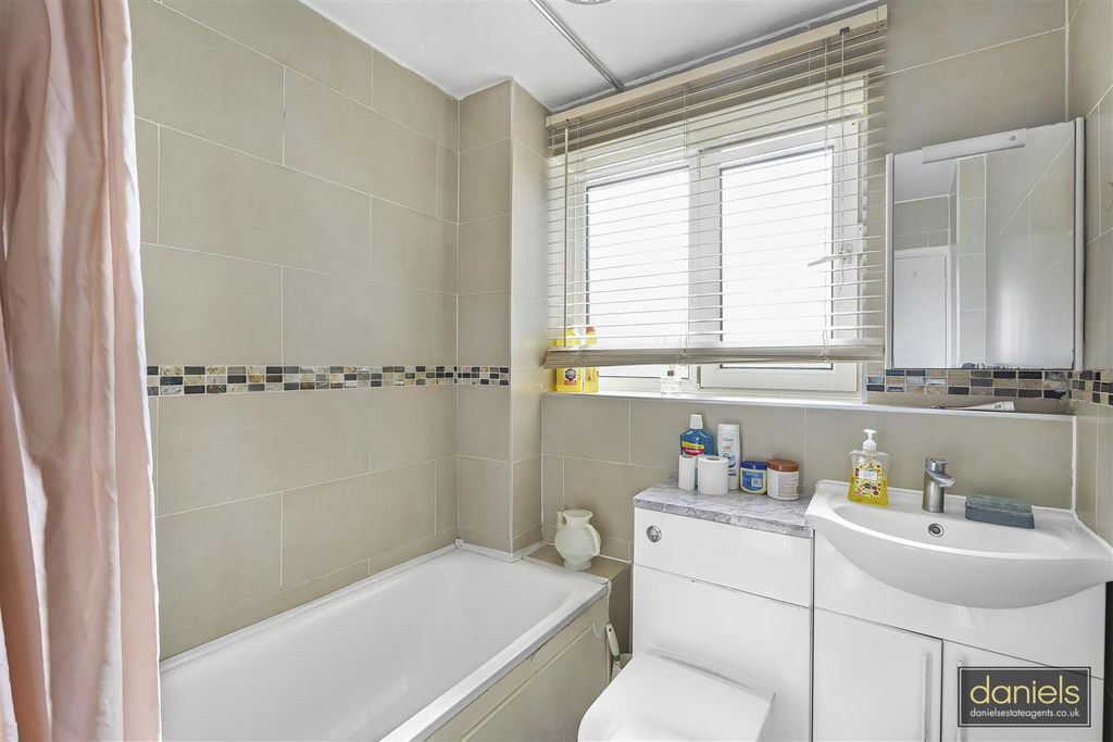 Property photo 3 of 11 6_80020_Watermarked.Jpg