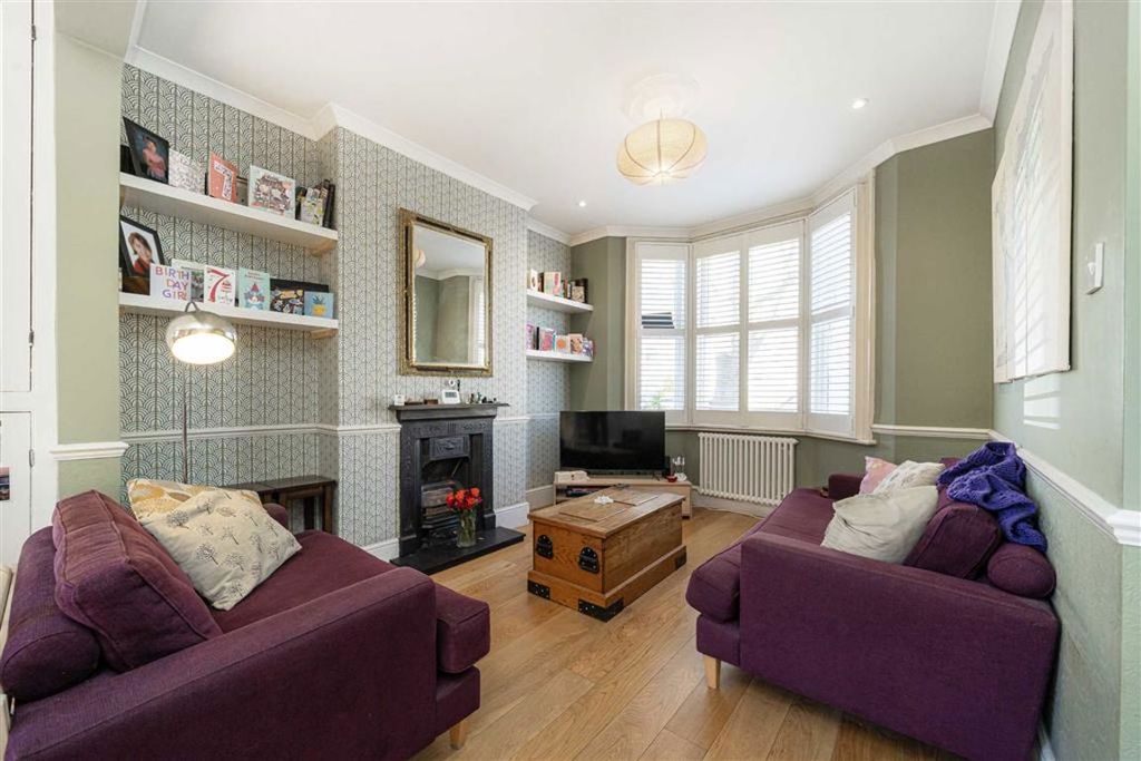 Property photo 2 of 7