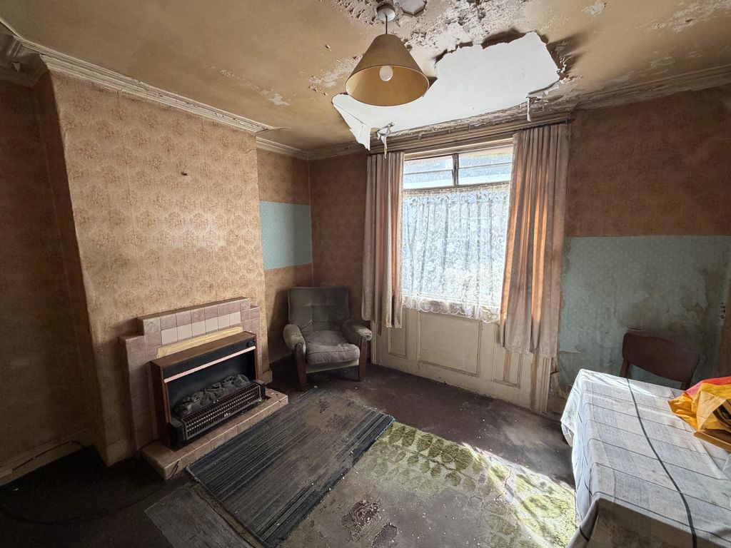 Property photo 3 of 16 Img_9624.Jpg