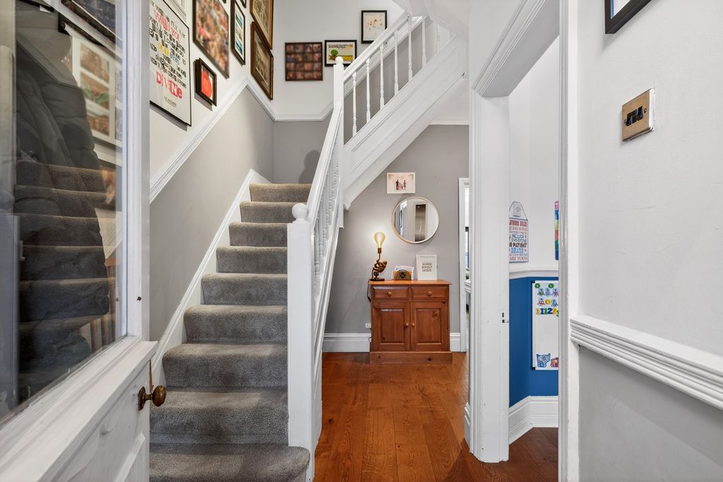 Property photo 3 of 23 Hallway