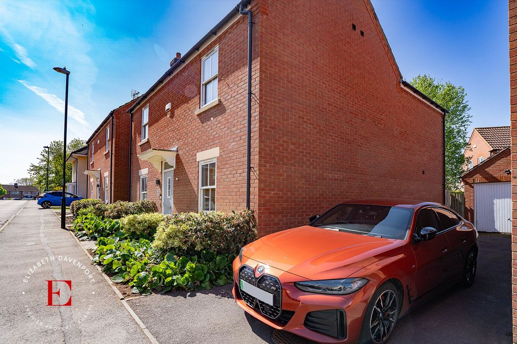 Property photo 1 of 23