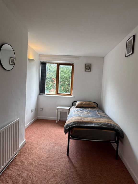 Property photo 2 of 4