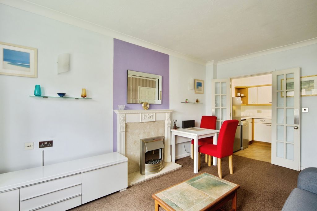 Property photo 3 of 15 Pbox-Img.Jpg