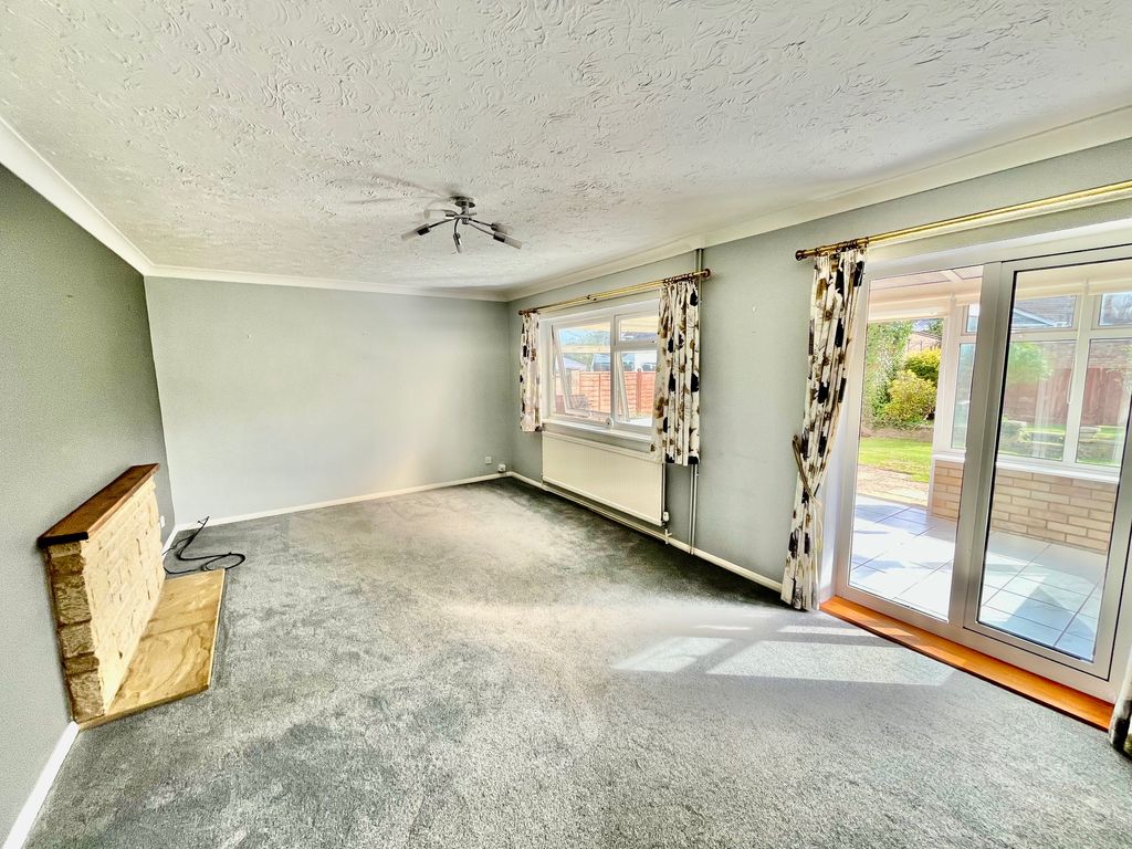 Property photo 2 of 15