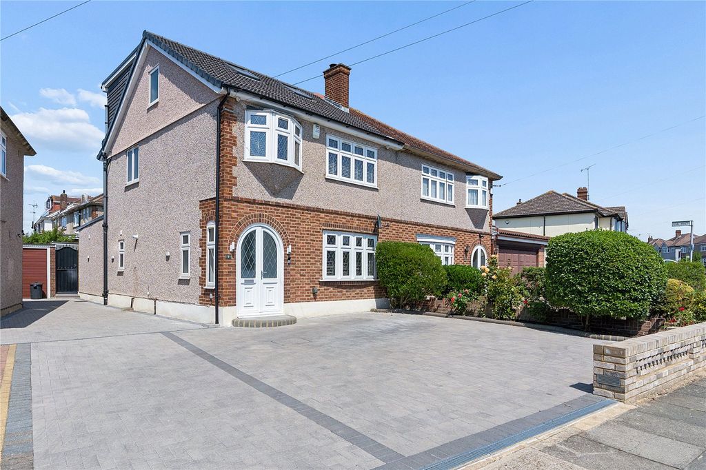 Property photo 1 of 18 Picture No. 02