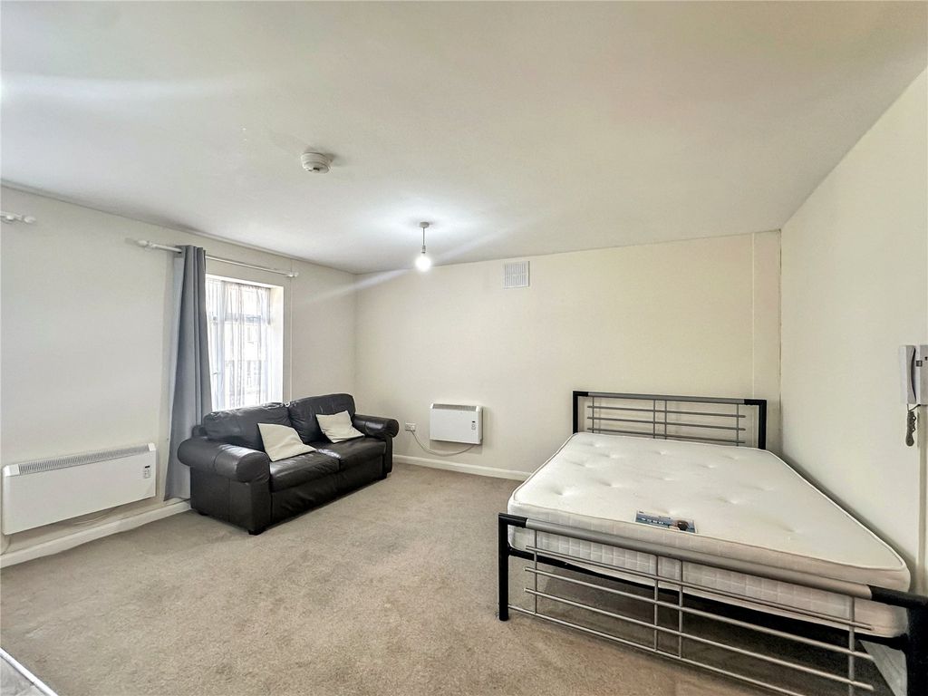 Property photo 1 of 6 Picture No. 09