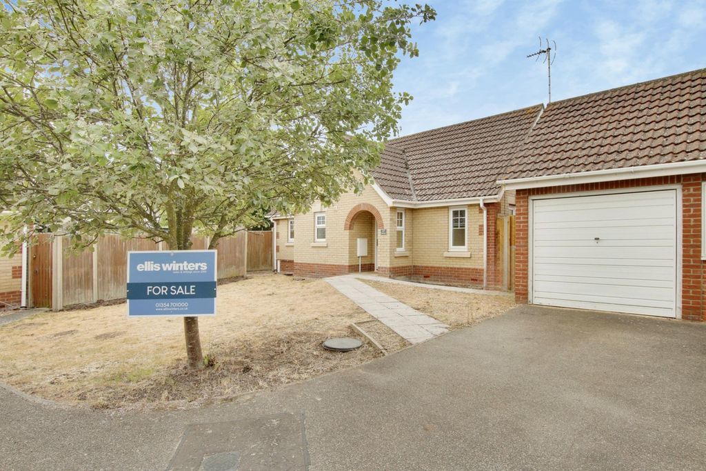 Property photo 1 of 7