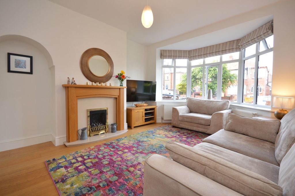 Property photo 2 of 16 Picture No. 08