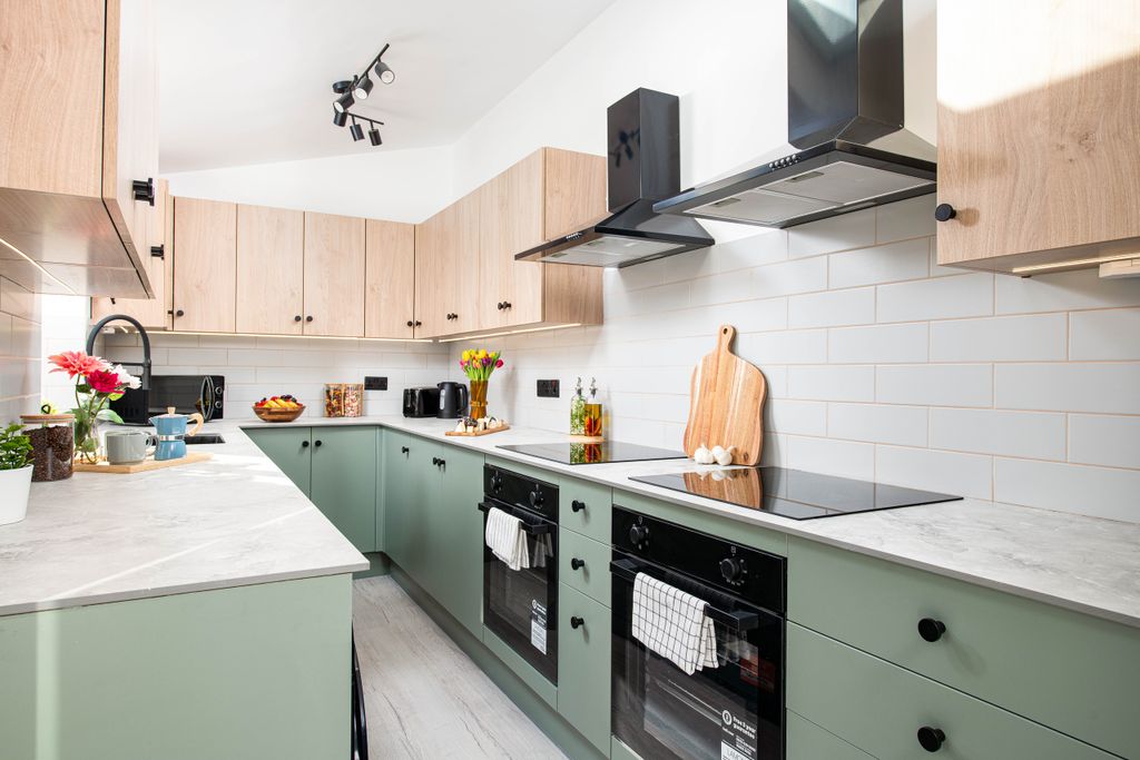 Property photo 2 of 10 Copy Of Kitchen_2