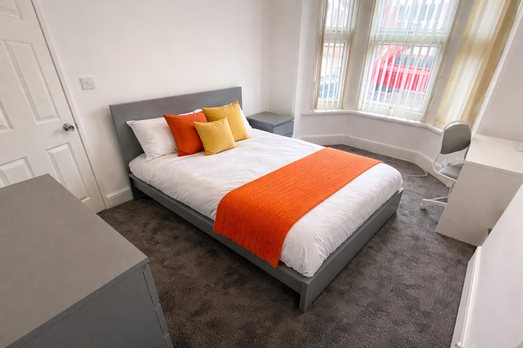 Property photo 1 of 10 Untitled