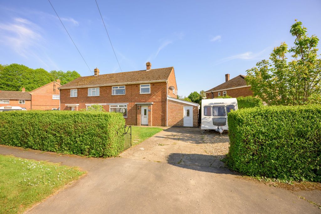 Property photo 1 of 27