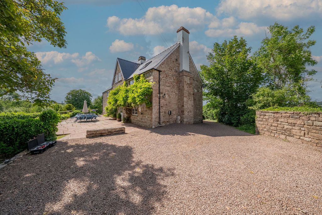 Additional image 18 of 5 bed property for saleMitchel Troy, Monmouth NP25