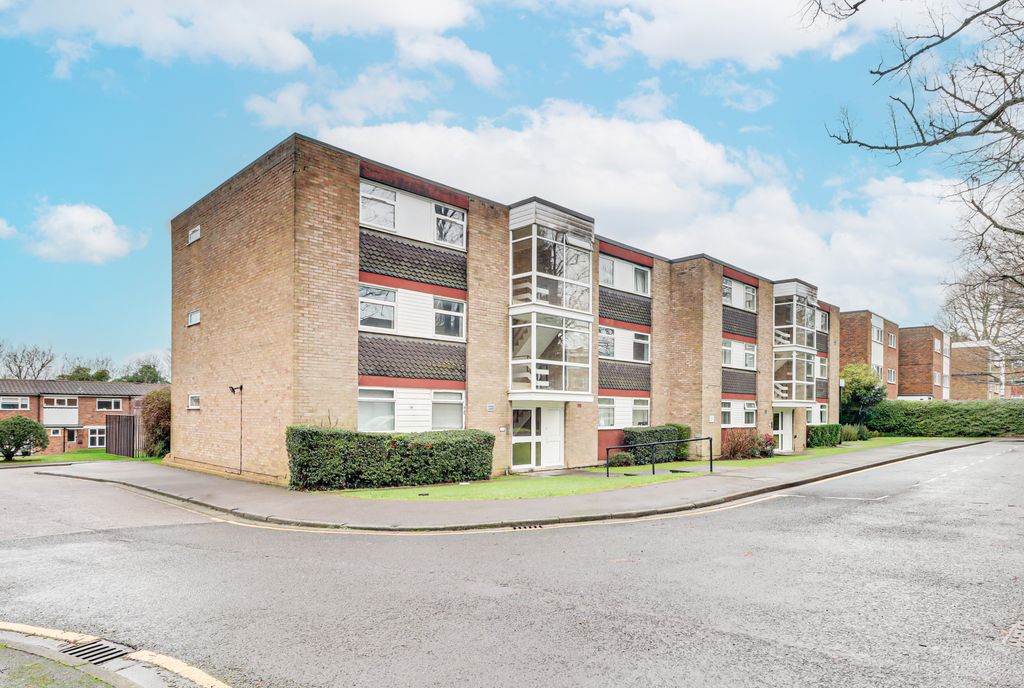 Property photo 1 of 13 Front