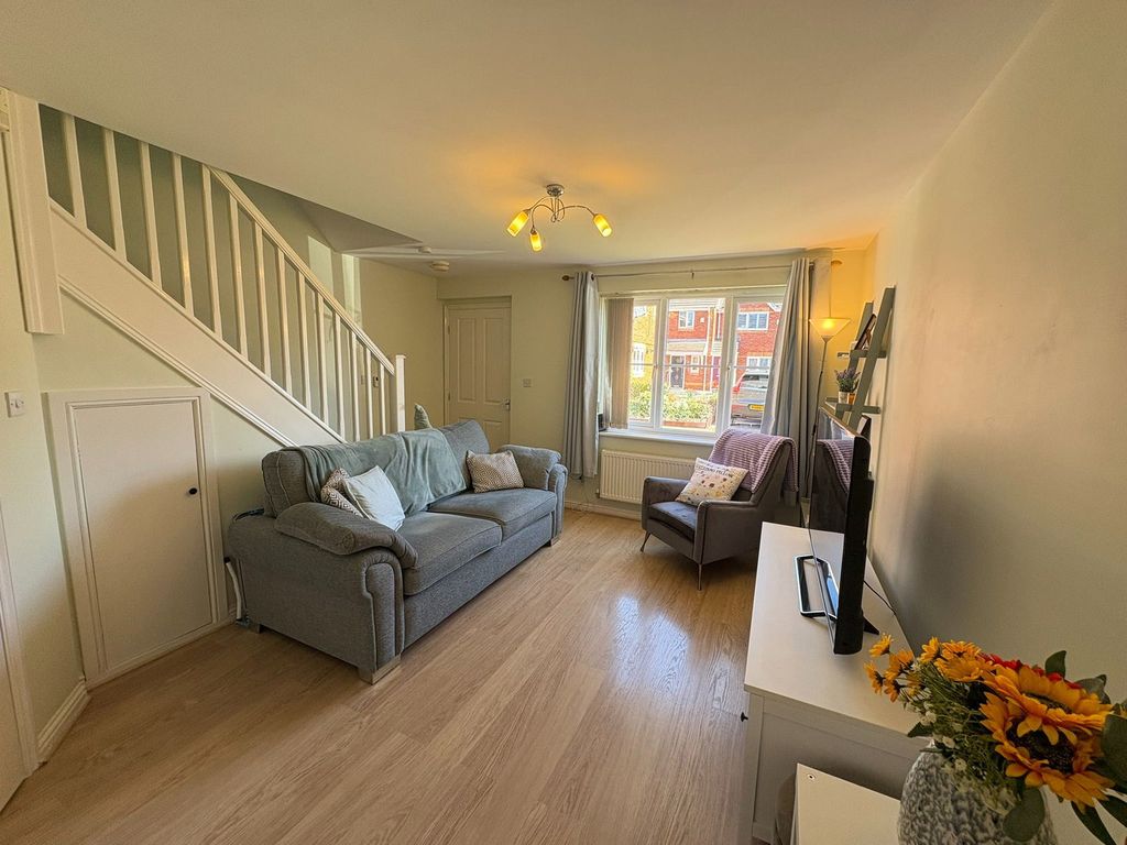Property photo 2 of 23