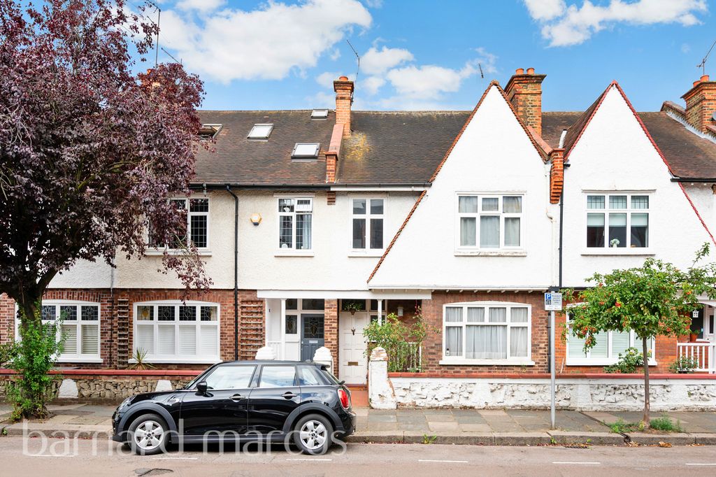 Property photo 1 of 11