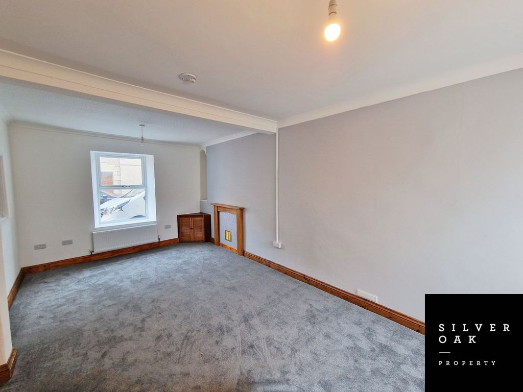 Property photo 2 of 7 2