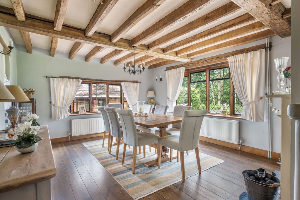 Property photo 3 of 26 Image