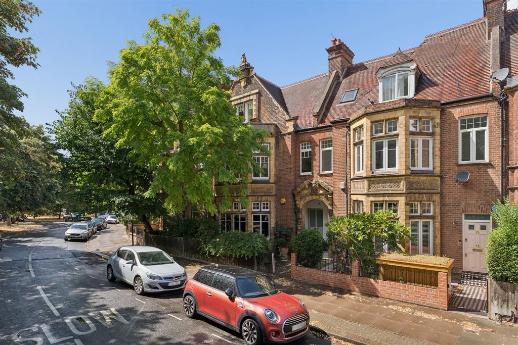 Property photo 1 of 7
